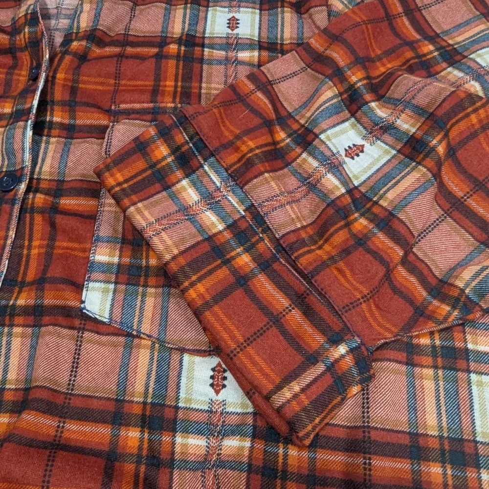 Paper + Tee Red/BlacK Plaid Flannel Shirt Tie Front 3/4 Roll-Tab Sleeve, Size 2X - Picture 9 of 11